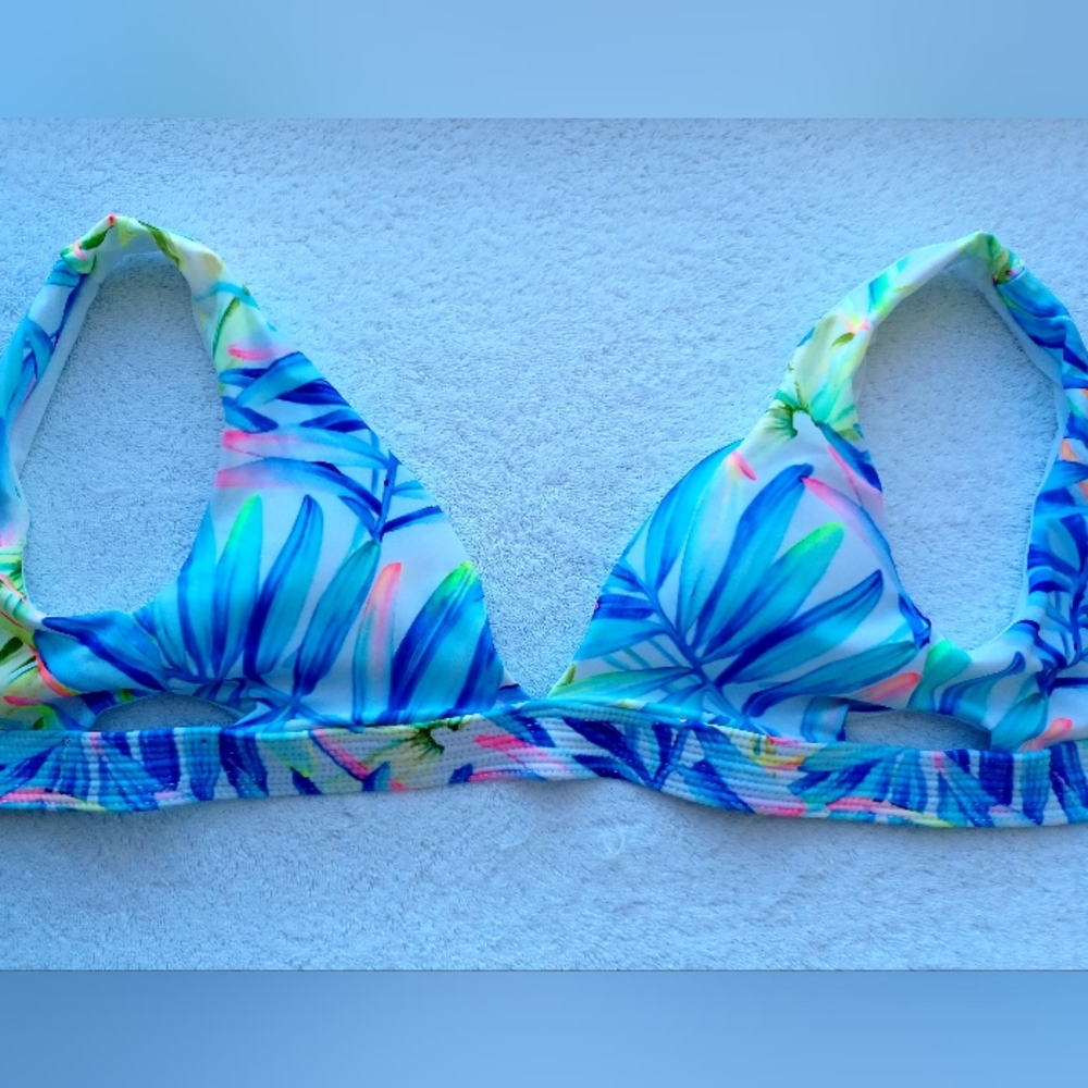 VENUS Princess Palms Bikini Top, Size 4